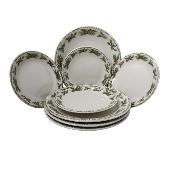 Vintage 1980's Set of 4 Ciera Fine Dinnerware Christmas Holly Berries Dinner,Des - Picture 7 of 9